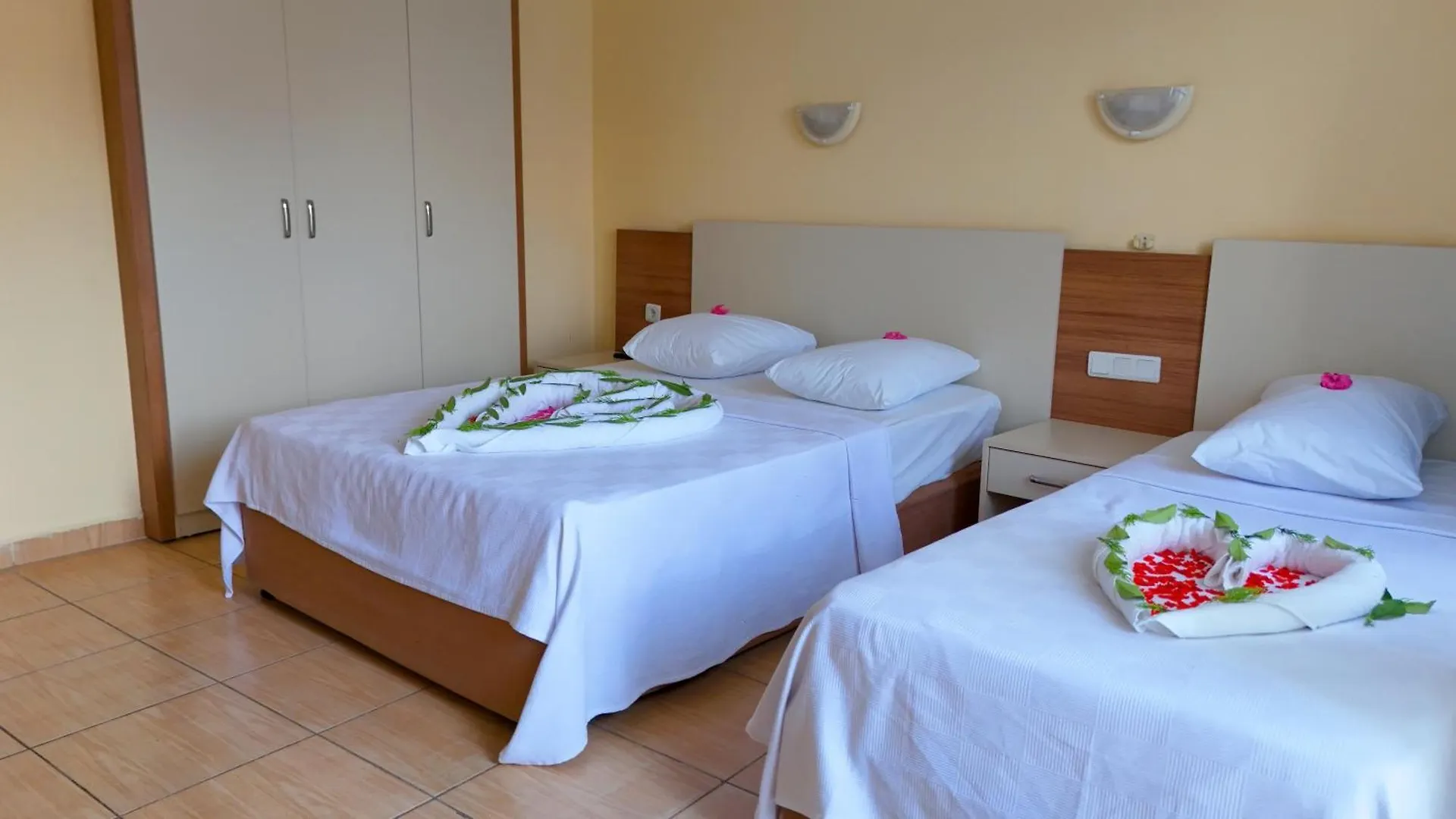 Sun Shine Mir Hotel أنطاليا 3*,